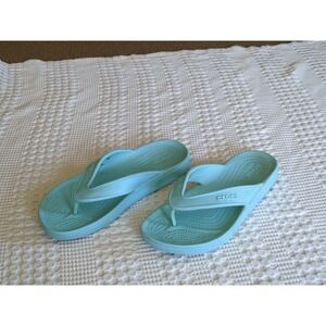 Crocs Classic ii Flip Flop‎ Size 11 Men's Baby Blue